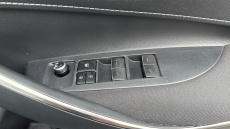 Toyota Corolla 1.8 VVT-i Hybrid Icon Tech 5dr CVT Hybrid Estate